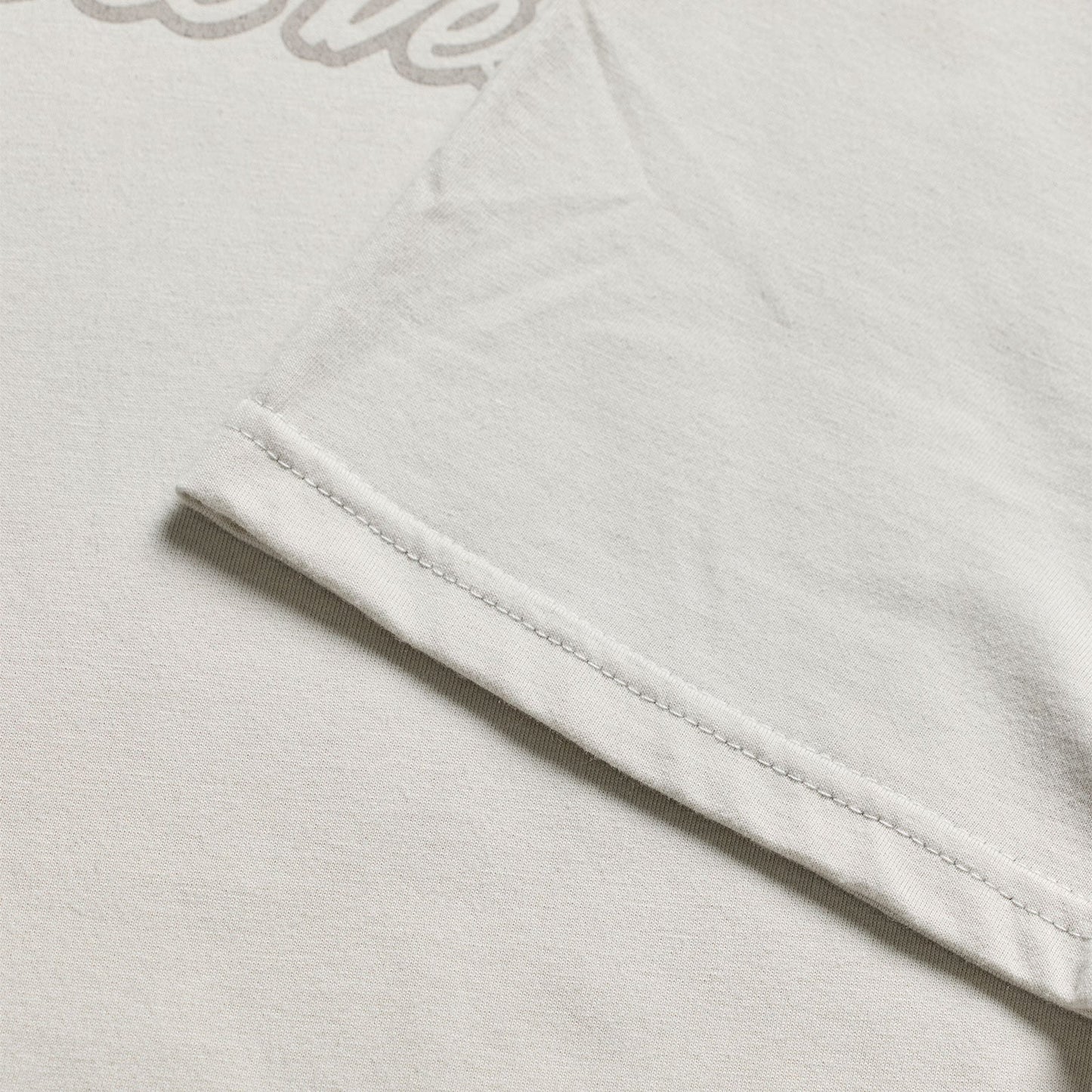 Wmns Short Sleeve Tee Signature Pumice