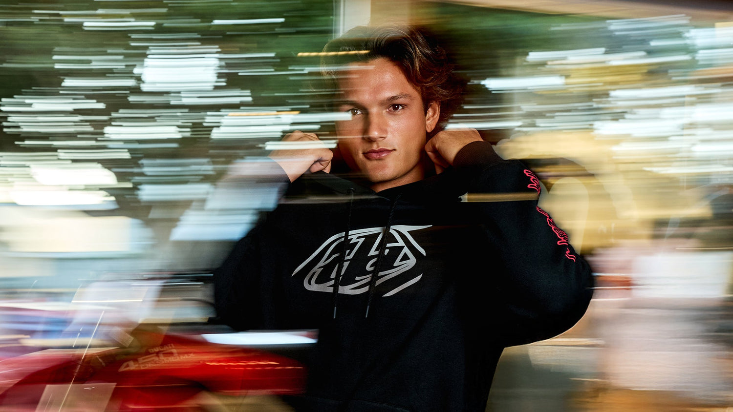Mens Sweatshirts & Hoodies