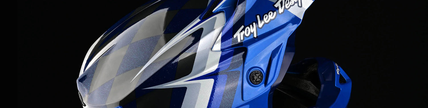 SE4 Polyacrylite Moto Helmets