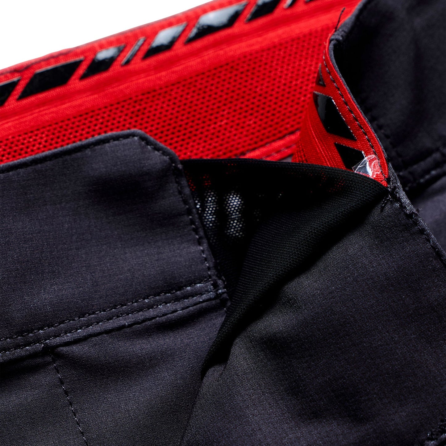 Skyline Pro Short Shell Mono Carbon