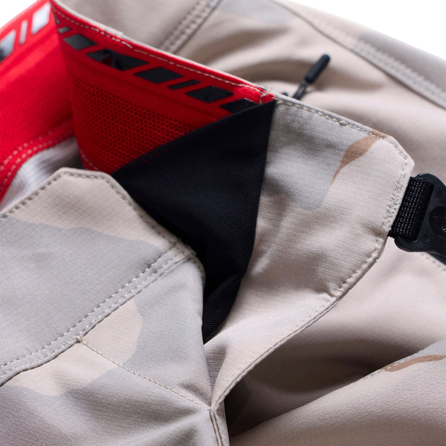 Womens Lilium Pro Short Shell Flow Camo Pumice